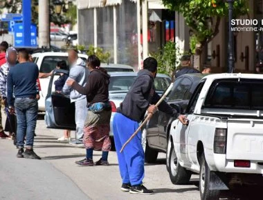Ναύπλιο: Ρομά «έπαιξαν» ξύλο με σιδερολοστούς (φωτό)